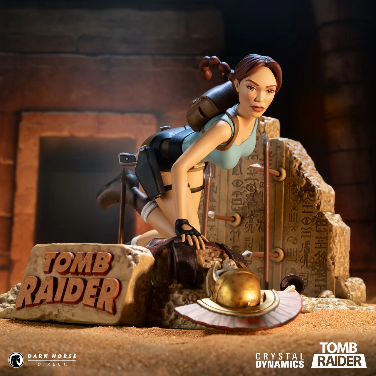 TOMB RAIDER: Lara Croft (Classic Era) PVC Statue by Dark Horse Direct depicts Lara navigating a spike trap.